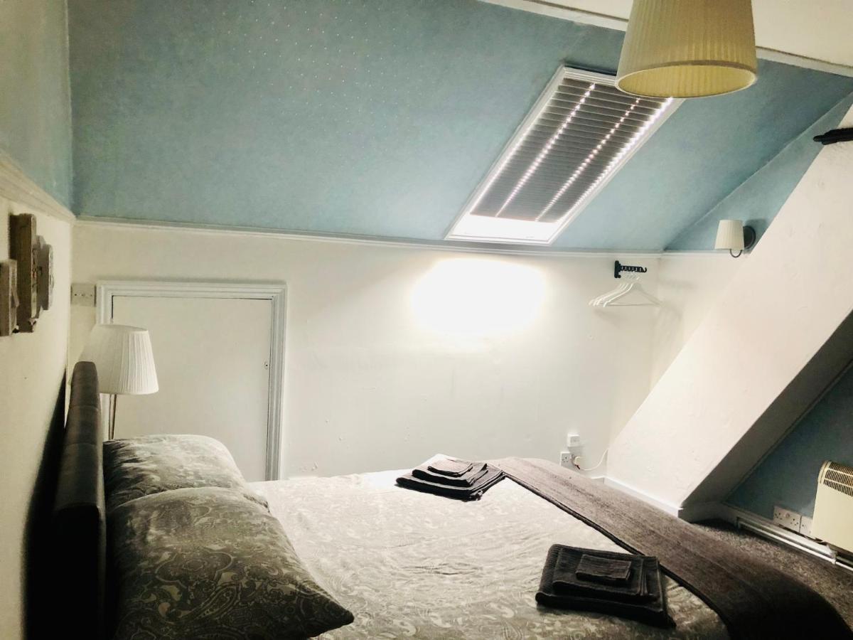 Ac Hideout Apartamento Rochford Exterior foto
